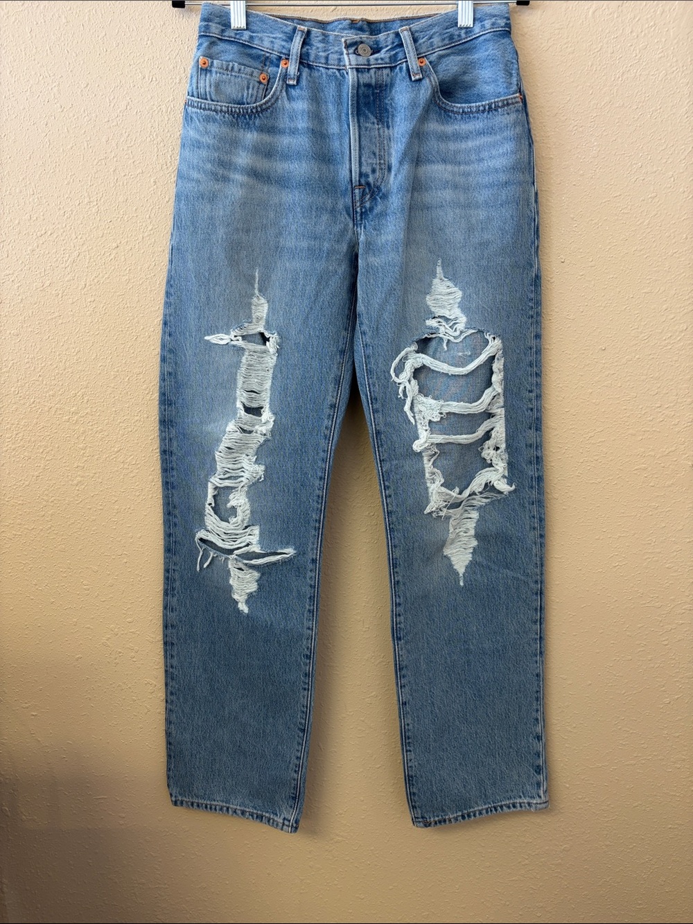 Levi’s Premium Women's 501 ‘90s Straight Ripped Light Blue Jeans